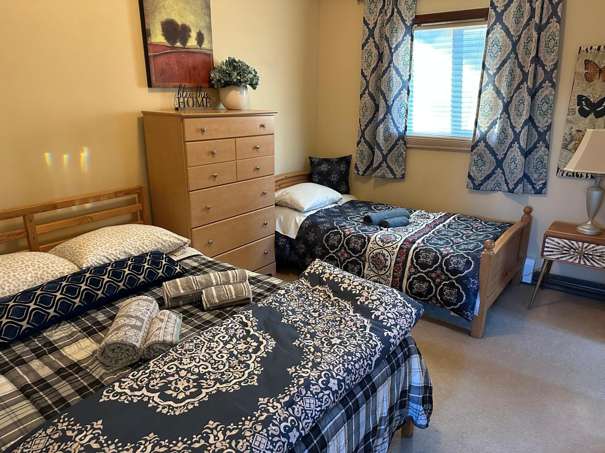 Wow!! Ultimate Pocono Retreat, Hot Tub, Game Room, Deck, Lakes, Skiing, Pools Long Pond エクステリア 写真
